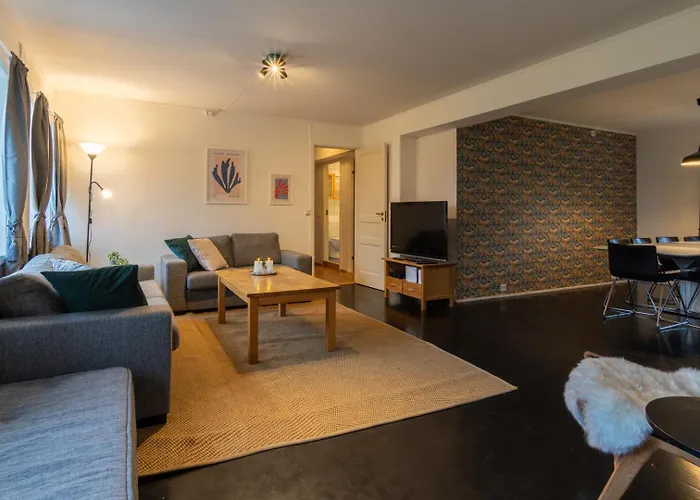 Explore Tromso Apartment